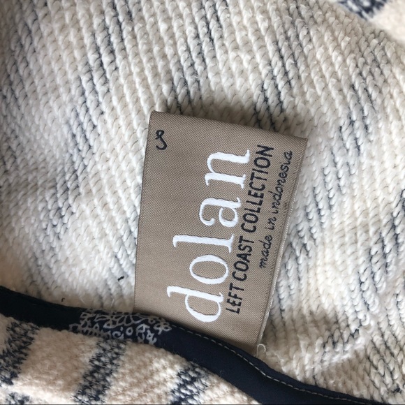 Boxy Anthropologie Sweater - Picture 4 of 5